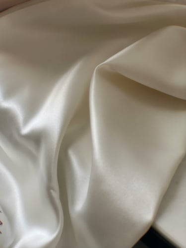 هدية أحلام سعيدة