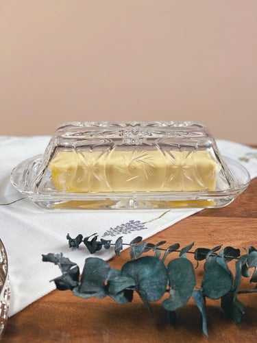 صحن زبدة زجاجي