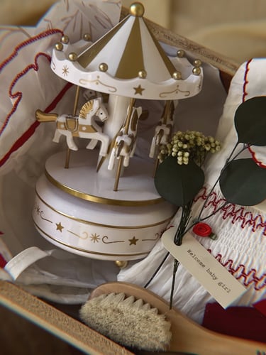 هدية مولودة | لين