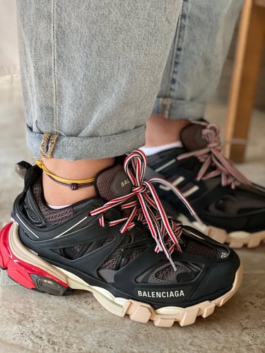 أساور جلد سحب