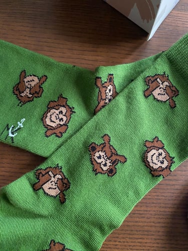 جوارب - القرده الحكيمة الثلاثية بخلفيه اخضر