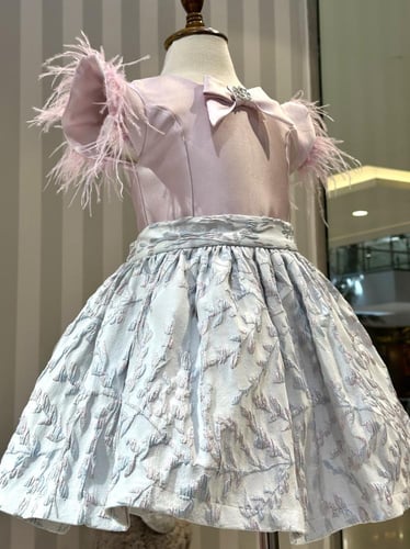 Dusty feather طقم