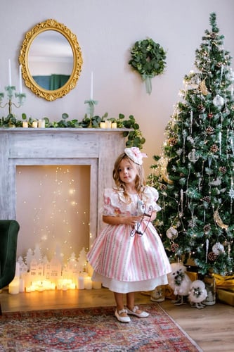 Victoria dress pink فستان فيكتوريا وردي