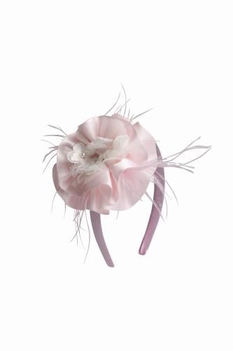 طوق وردي مزين بالريش