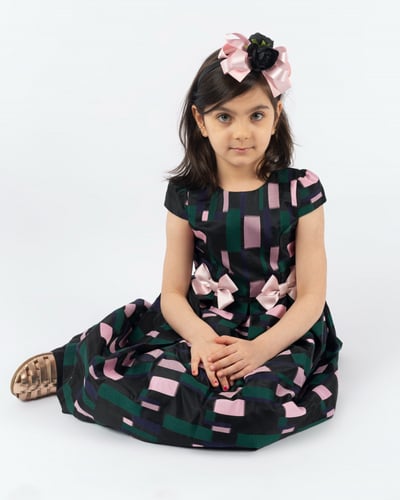 فستان اسود اورقنزا RUBY