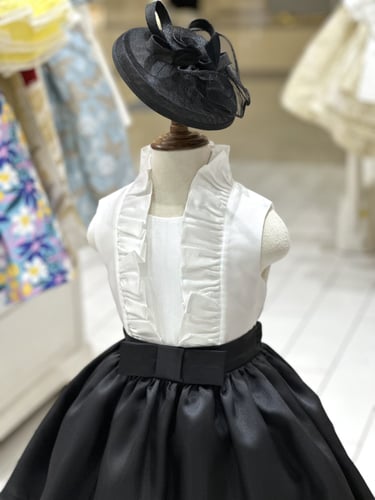 بلوزة ابيض ١