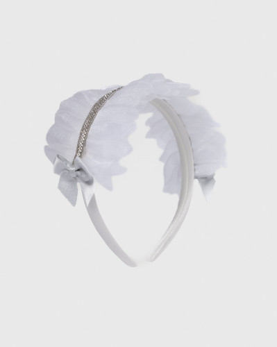 طوق ابيض مزين بالكريستال