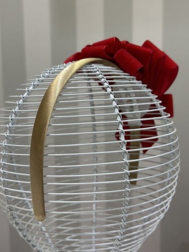 طوق قطيفة احمر