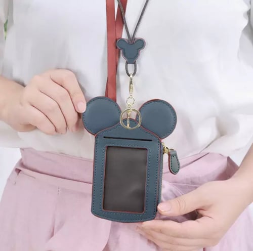 حامل بطاقة تعريف ميكي باللون الاصفر