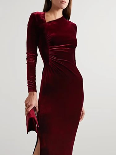 فستان أنيق من بياقة غير منتظمة وأكمام طويلة مخملي...