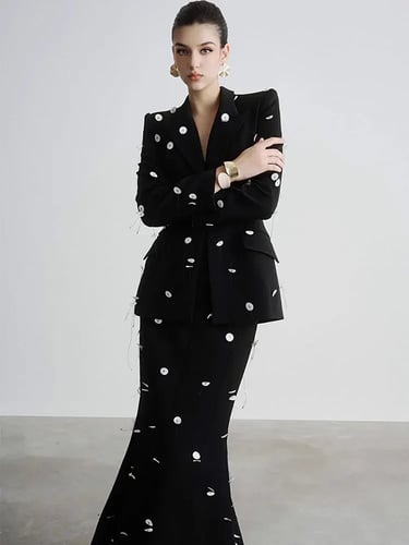 سترة نسائية مطرزة مطرزة بالخرز ، تنورة طويلة حورية...