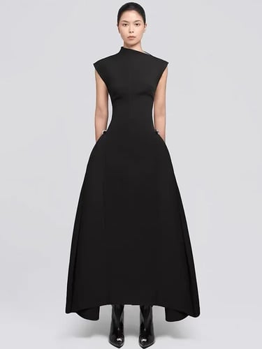 فستان أنيق غير متماثل بدون أكمام خصر نحيف مطوي سوي...