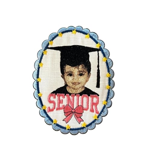 برش تخرج بصورة شخصية