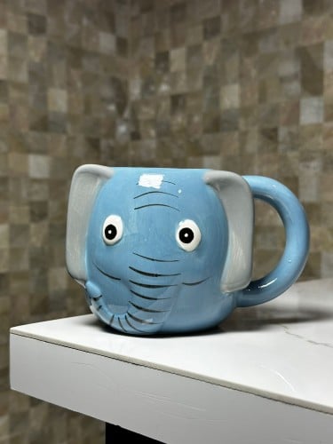 كوب شكل فيل ازرق