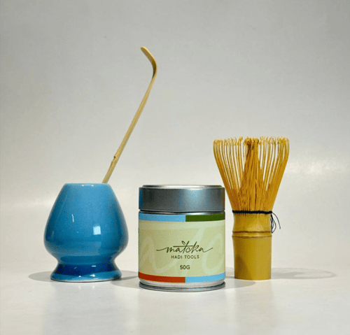 مجموعة أدوات الماتشا الأساسية (4 قطع) - اللوان متع...