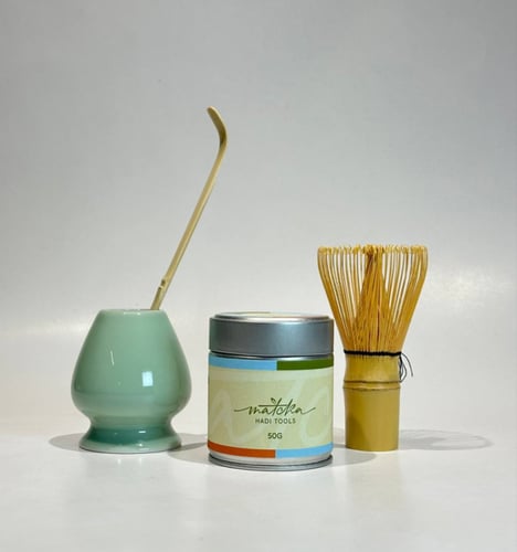 مجموعة أدوات الماتشا الأساسية (4 قطع) - اللوان متع...