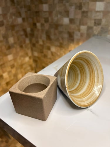 كوب قهوة مخروطي مع قاعدة سعة 150مل - بيج