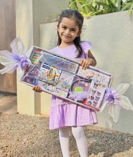 هدية الالعاب بار giant toys bar