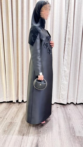 بليزر ب تطريز ورد