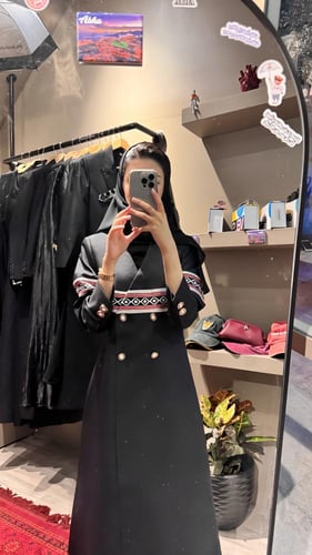 بليزر مُطعم بالسدو