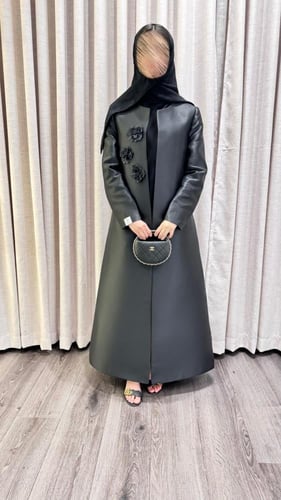 بليزر ب تطريز ورد