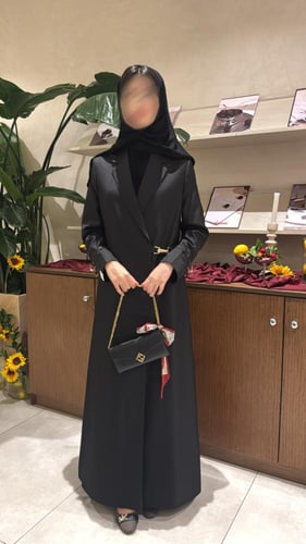 بليزر بحزام معدني