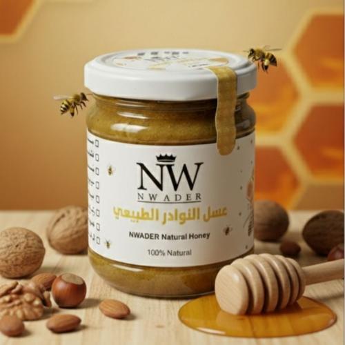 عسل بالمكسرات