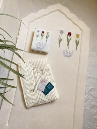 بكج طقم صلاة مزهره انت بكل الفصول