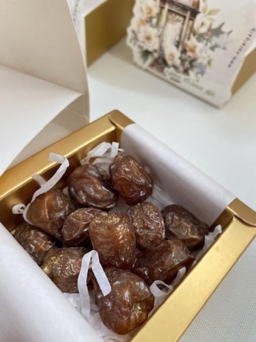مستكة تمور فاخرة معطرة