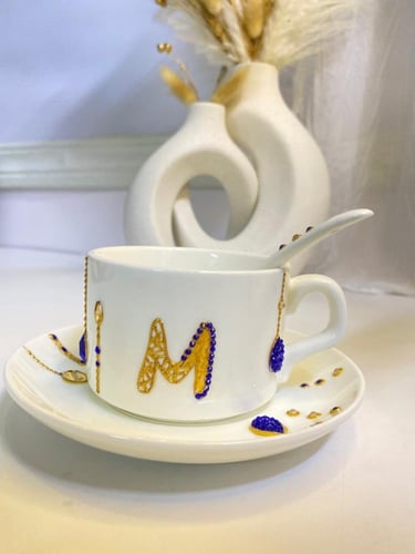 كوب قهوة بالاسم