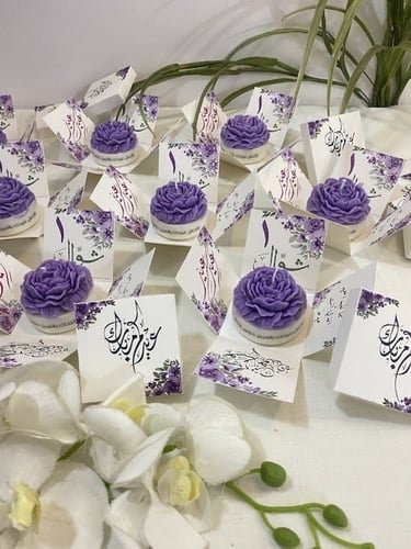 شمعة بوكس المفاجأة معطرة