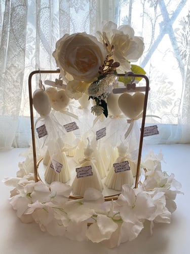 توزيعات زواج مع أستاند