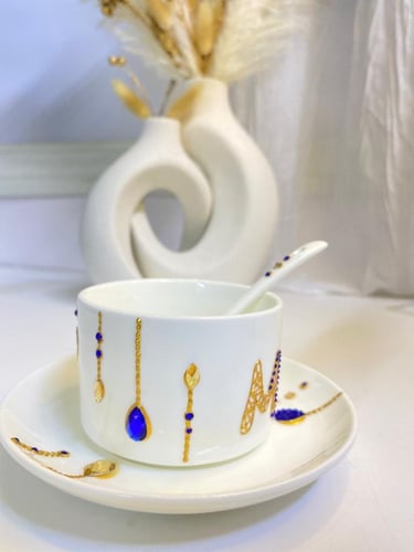 كوب قهوة بالاسم