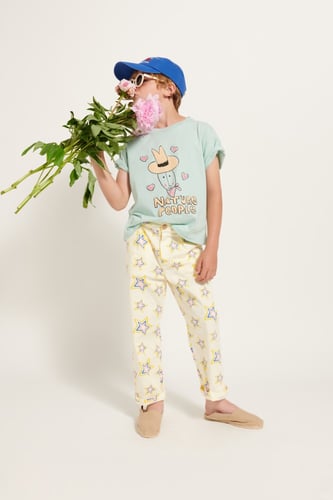 ويكند هاوس بنطال برسمة نجوم