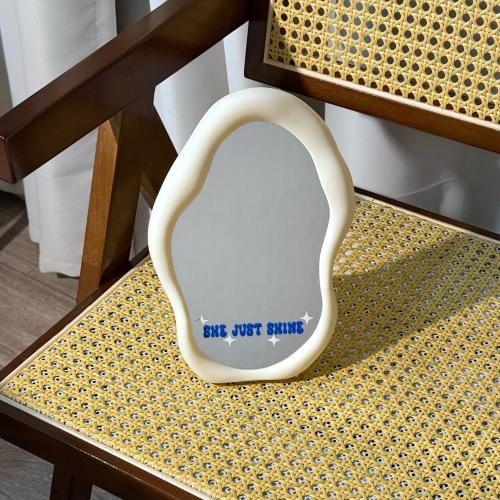 مراية she just shine