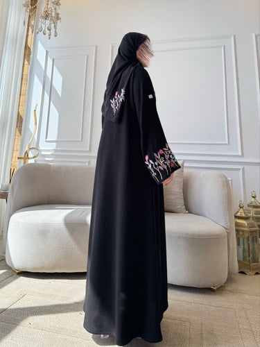 عباية كريب ملكي اسود | G85