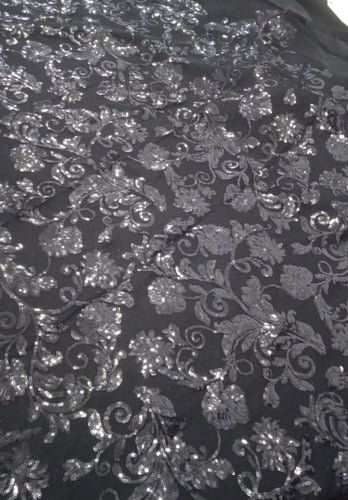 عبايات باكمام دانتيل فخمة | G91