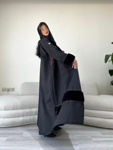 عباية فرو شتوية اسود جوخ | G67