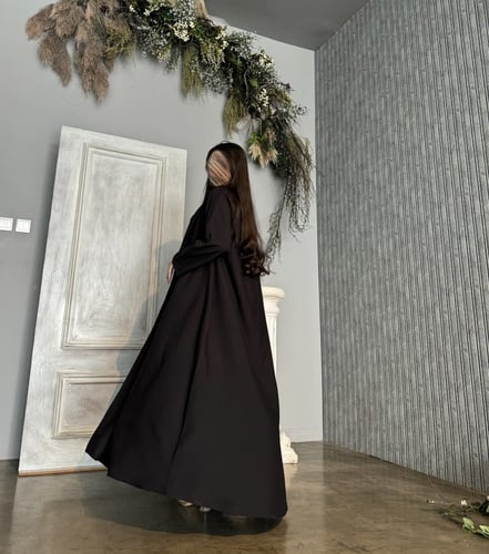 عباية كريب اسود نص كلوش - G78