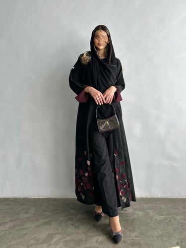 عبايات شامواة مطرزة - G77