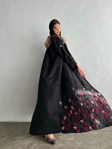 عبايات شامواة مطرزة - G77