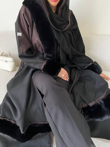 عباية فرو شتوية اسود جوخ | G67