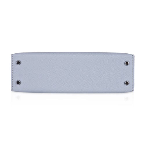 كيلي سماوي قفل فضي