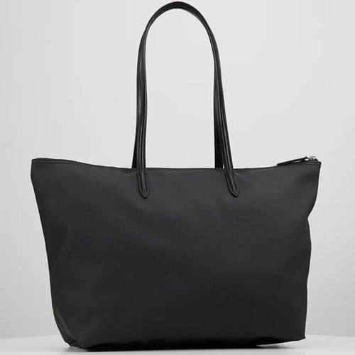 لاكوست اسود