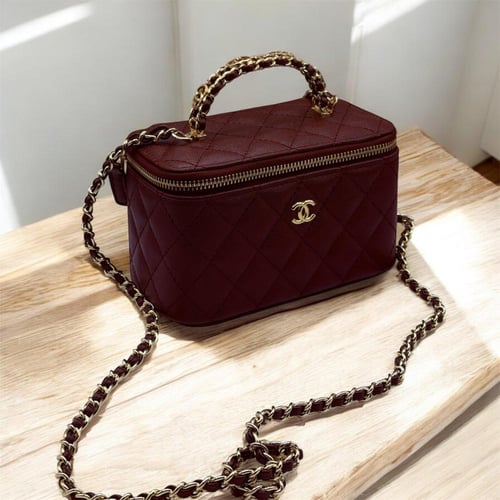 فانيتي شانيل | عودي مطفي