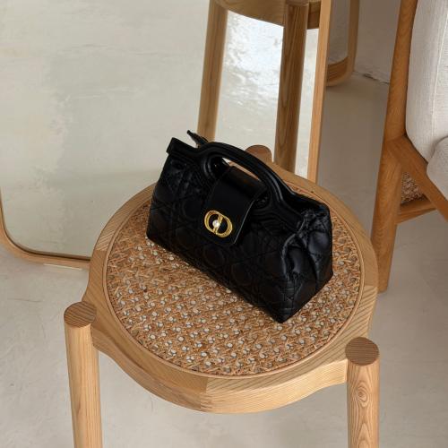 ديور جولي | لون اسود