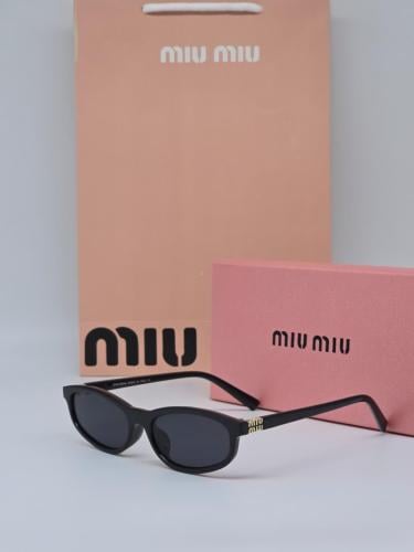 نــظارة ميو ميو