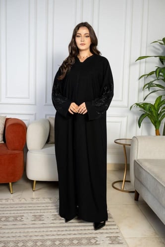 عباية راقية بقماش إنترنت - زرار كامل