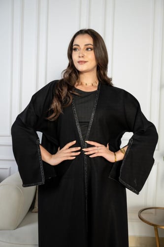 عباية مهابة بقماش لمار