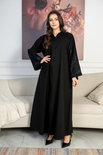 عباية غصن بتطريز انيق